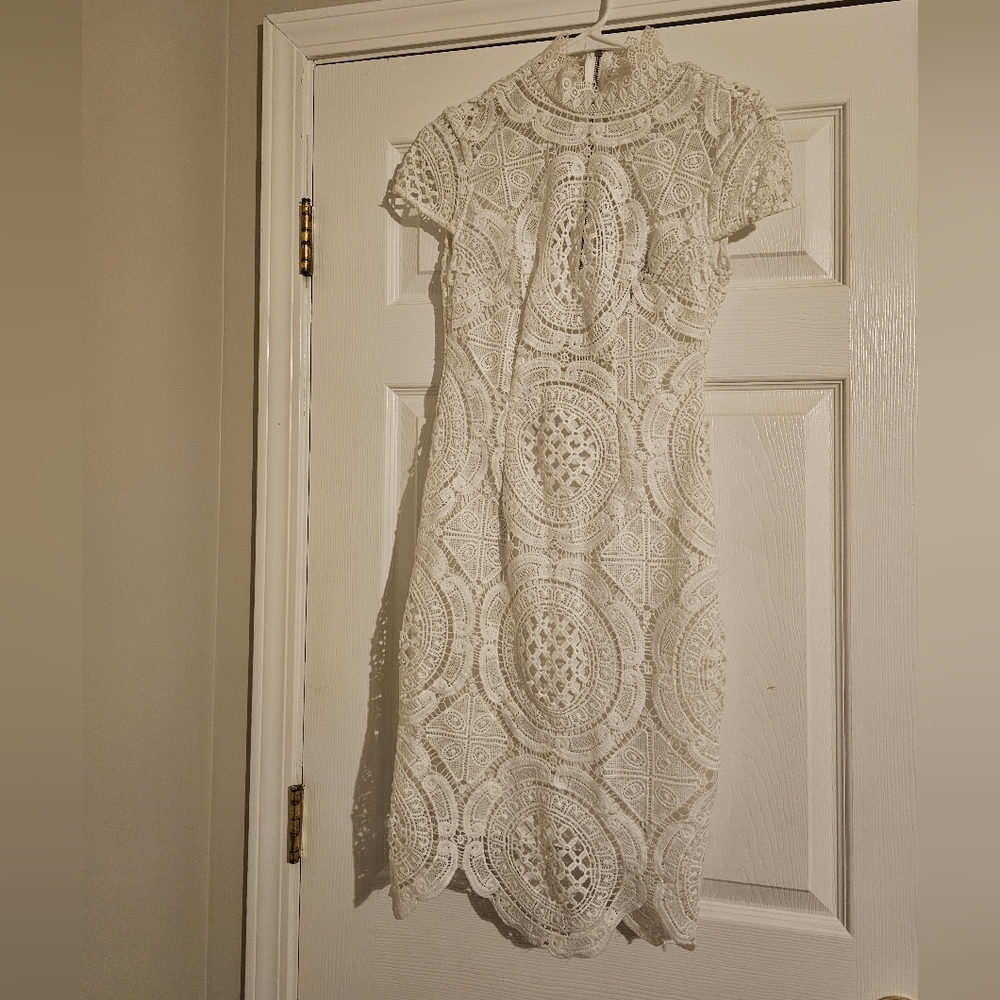 Midi lace sheath dress